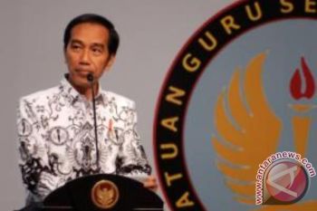 Presiden Minta Guru Sampaikan Pengetahuan Keragaman dan Ajak Persatuan NKRI