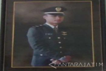 Keluarga Tunggu Pemulangan Jenazah Lettu Ginas