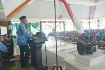 Mustafa:  Gaji Guru Honor Akan Dinaikkan Dua Kali Lipat