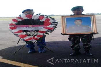 Danlanumad Ahmad Yani Terima Jenazah Praka Suyanto