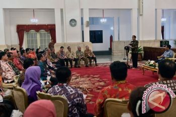 Presiden serahkan penghargaan Adhikarya Pangan Nusantara