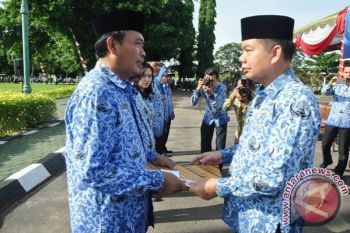 Selamat! Kabag Humas dan Protokol Terpilih Jadi PNS Berprestasi Tingkat Kapuas