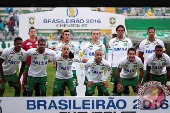 Chapecoense berjanji bangun ulang tim setelah kecelakaan pesawat terbang