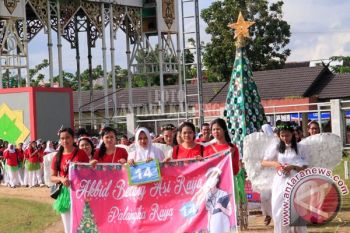 Umat Kristen Palangka Raya Gelar Parade Natal