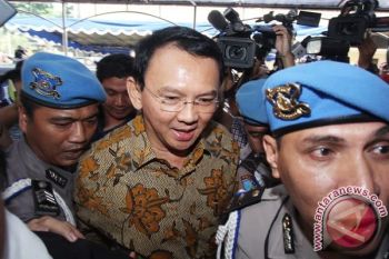Ahok Diantar Penyidik ke Kejagung