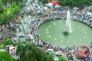 Peserta Aksi "112" Mulai Padati Istiqlal