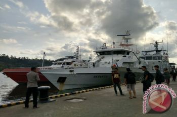 Basarnas Lanjutkan Pencarian Pesawat Polri