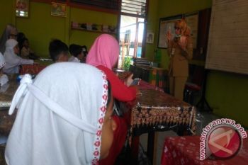 Sosialisasi Kesehatan Gigi dan Mulut
