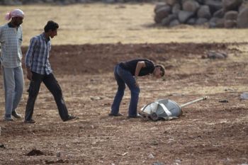 Serangan Udara Tewaskan 73 Orang di Idlib