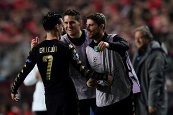 Atasi Benfica 2-1, Napoli Juara Grup B Liga Champions