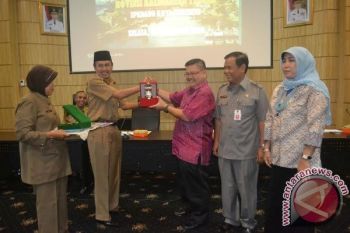 Gali Potensi Objek Wisata, Pemkab-DPRD Barut Kunker Ke Padang