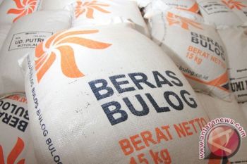 Bulog Batang Jamin Stok Beras Aman