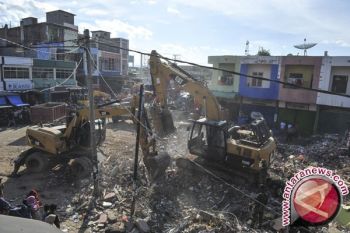 43.000 Korban Gempa Tempati 45 Posko Pengungsian 