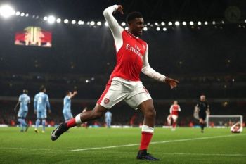 Usai Menang 3-1 Atas Stoke, Arsenal ke Puncak Klasemen Sementara