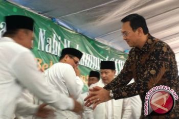Ahok Hadiri Maulid Nabi
