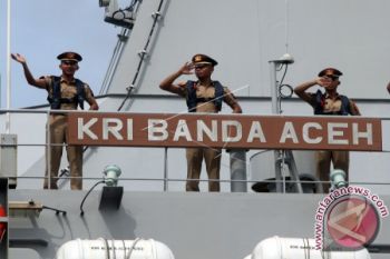 Taruna AAL Latihan Praktek di Ambon