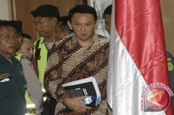 Polisi: ruang sidang Ahok sudah "Overload"