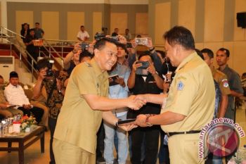 Wali Kota Tomohon Terima DIPA 2017