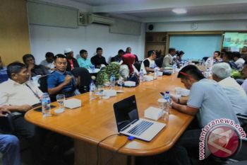Wartawan Tanah Datar Kunjungi Redaksi Republika