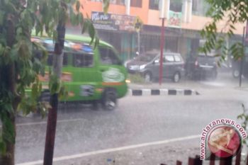 Kupang berpotensi terjadi Hujan Deras