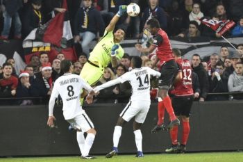 Guingamp Gulingkan PSG 2-1