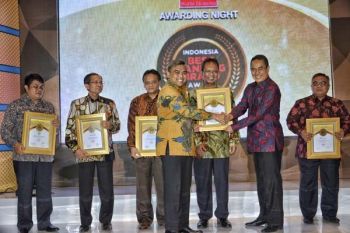 Bank Jateng Kembali Raih Penghargaan Bank Terbaik 