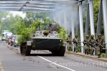 Marinir Latihan Perang