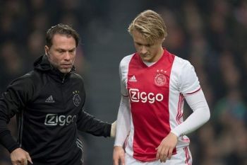 Ajax Ditaham Imbang PSV 1-1