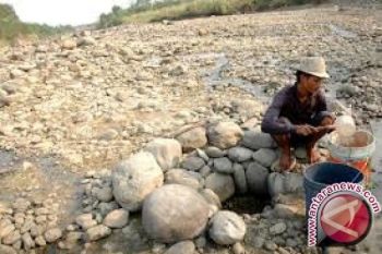 Warga Desa Sintuwu Kesulitan Air Bersih