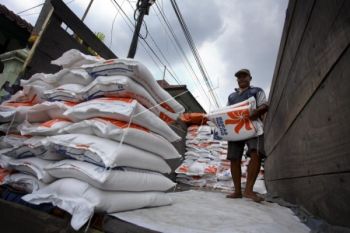  Penyaluran Rastra di Jateng Capai 100 Persen