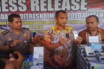 Polda Jateng Sita Seribuan Ponsel Rekondisi