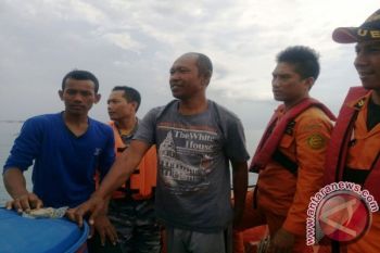 Basarnas Selamatkan Dua Nelayan di Lombok Timur 