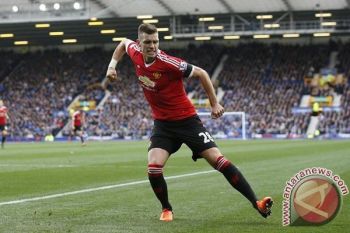 West Brom ajukan tawaran untuk Schneiderlin