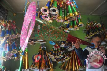 Terompet Ukuran Jumbo