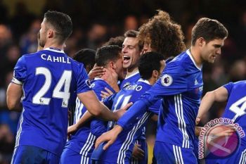 Chelsea Gulung Bournemouth 3-0
