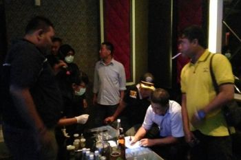 11 WNA Asal Tiongkok Terjaring di Lokasi Karaoke Cilacap 