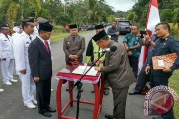 Mantan Wabup Lingga Jabat Sekda Defenitif