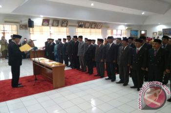Bupati Tanah Datar Lantik 28 Pejabat Eselon II