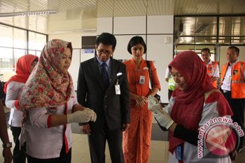 BNN Batam Tes Urine Kru Pesawat