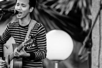Biarkan Musik Freza Yang Bicara