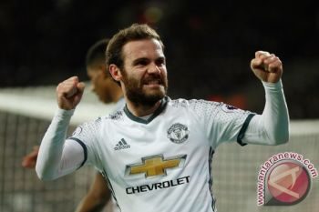 Wah.. Lawan 10 Pemain West Ham, Manchester United Menang Telak