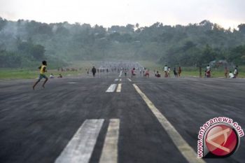 Perpanjangan Landasan Terkendala Lahan