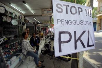 Pemkab Kudus Bertekad Sejahterakan PKL