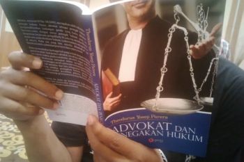 Parera Luncurkan Buku "Advokat dan Penegakan Hukum"