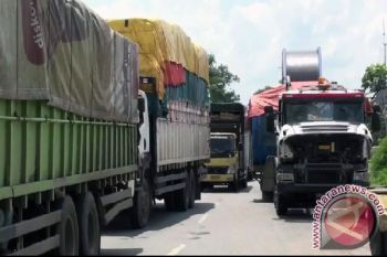Kemacetan Jalintim Tulangbawang Akibat Jembatan Rusak