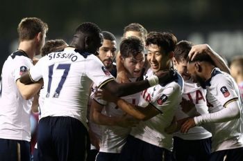 Spurs Atasi Villa 2-0, Melaju ke Putaran Keempat Piala FA