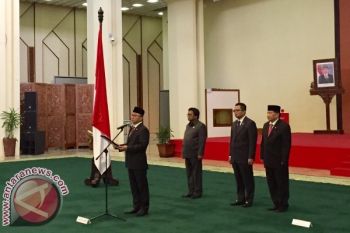 Ketua MPR Lantik Sembilan Anggota Pengganti Antar Waktu