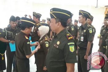 Kejati DIY kukuhkan Tim Saber Pungli