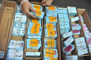 Pemkab Banjarnegara Distribusikan E-KTP