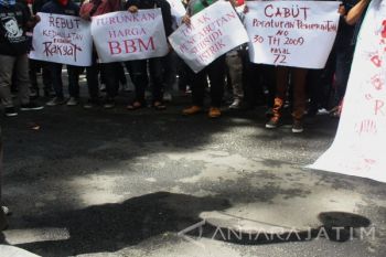 Tuntut Pemerintah Turunkan Harga